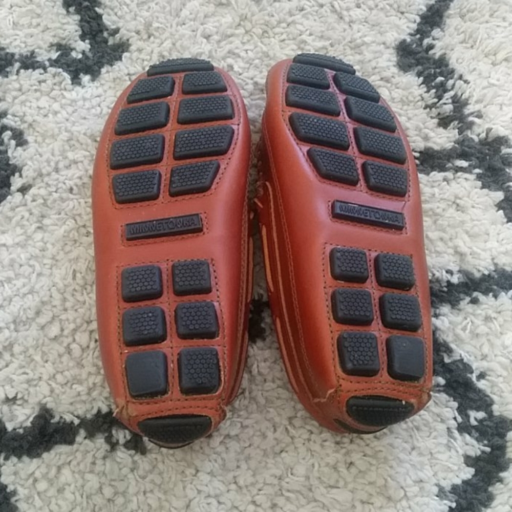 SOLD🛑 MINNETONKA LEATHER MOCCASINS - Picture 6 of 8